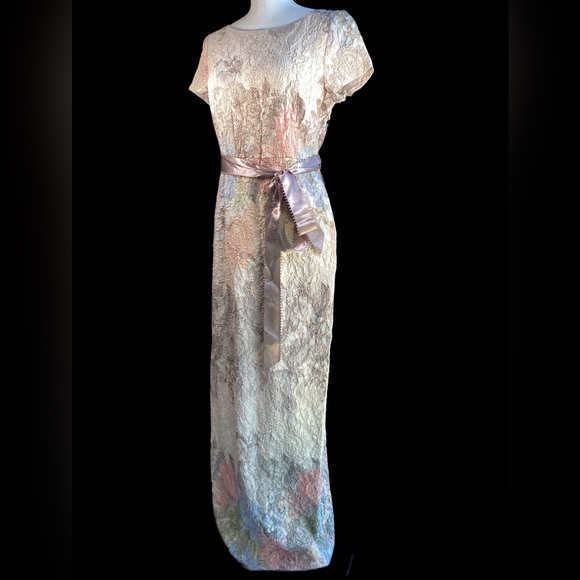 Adrianna Papell Jacquard Column Gown. S3 - Picture 7 of 17